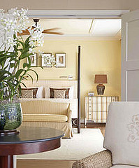 ハワイのホテルの室内